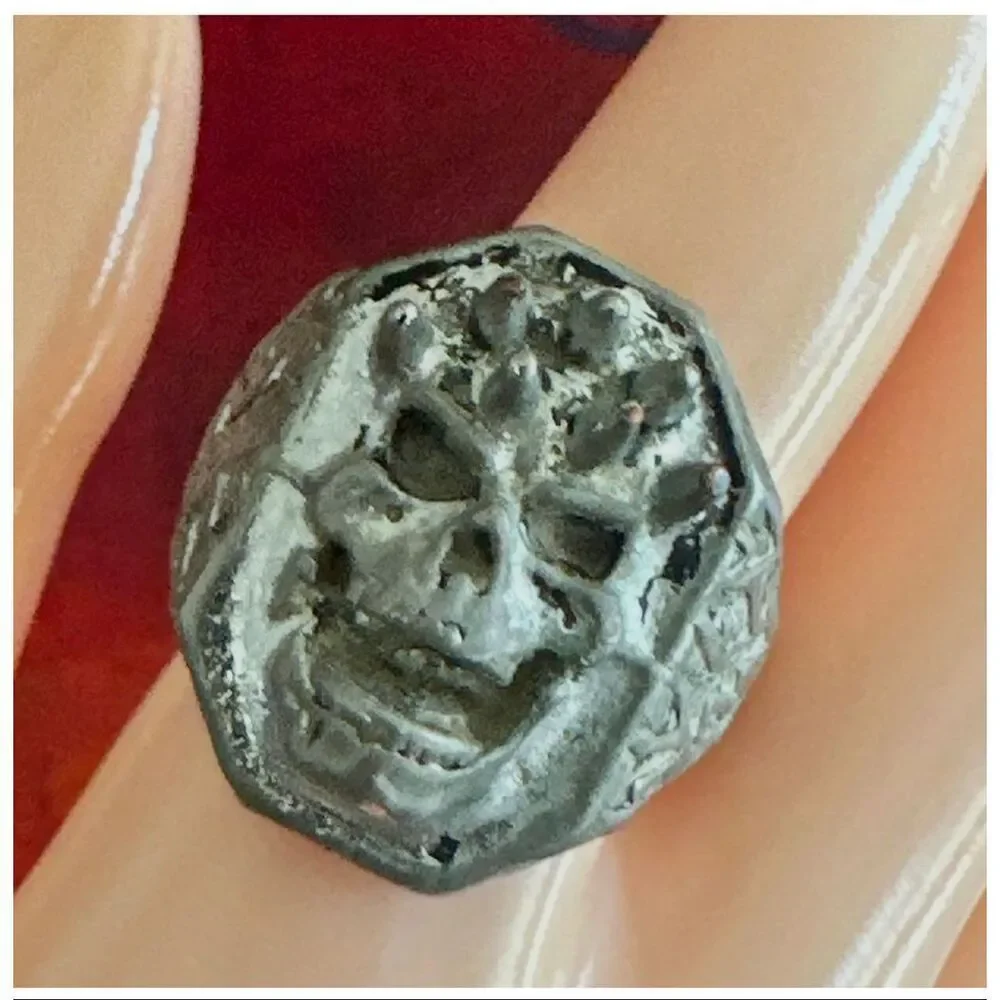 Vintage Skull Ring Gothic vintage skull